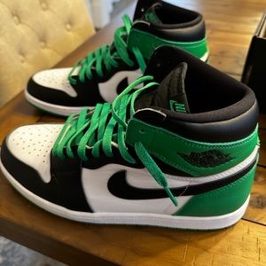 Men’s Nike Air Jordan Retro High OG. 11.5